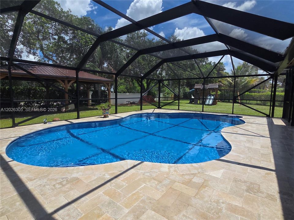 For Rent: $5,700 (4 beds, 2 baths, 2107 Square Feet)