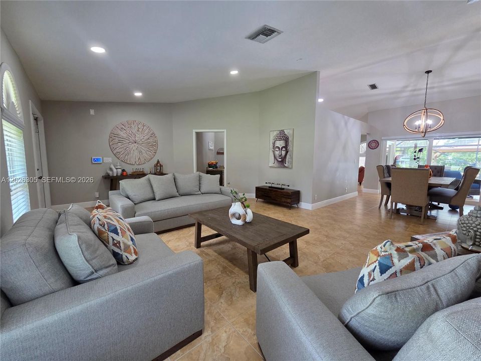 For Rent: $5,700 (4 beds, 2 baths, 2107 Square Feet)