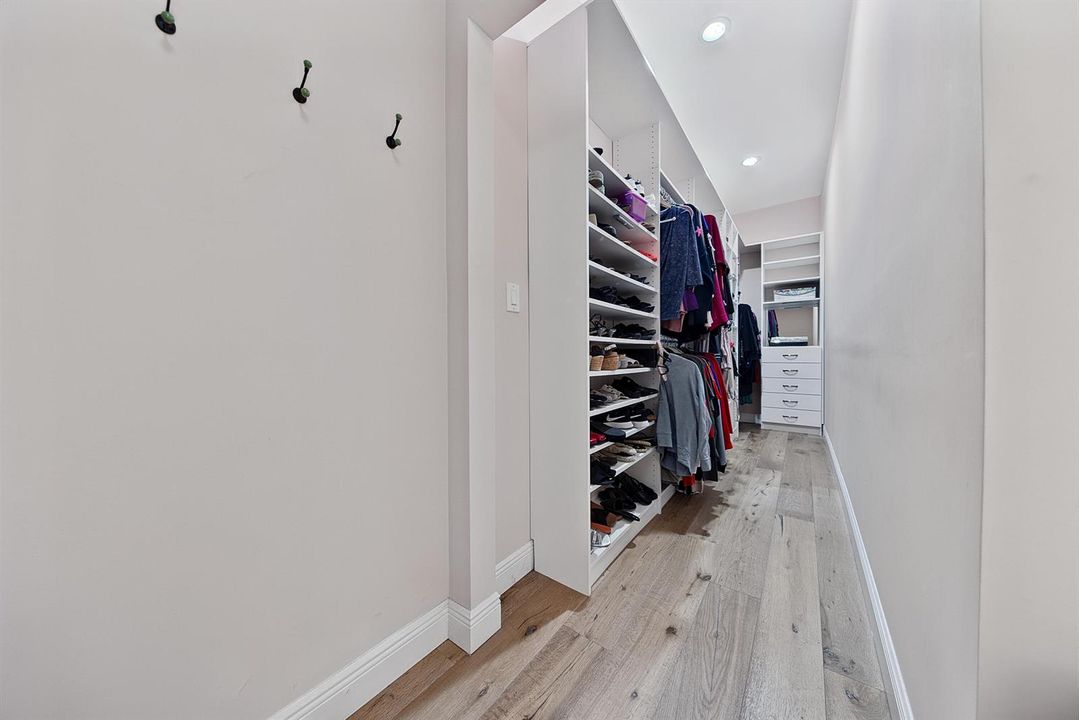 Closet Master