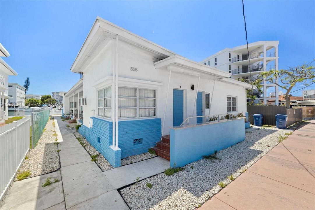 В аренду: $1,925 (1 спален, 1 ванн, 650 Квадратных фут)
