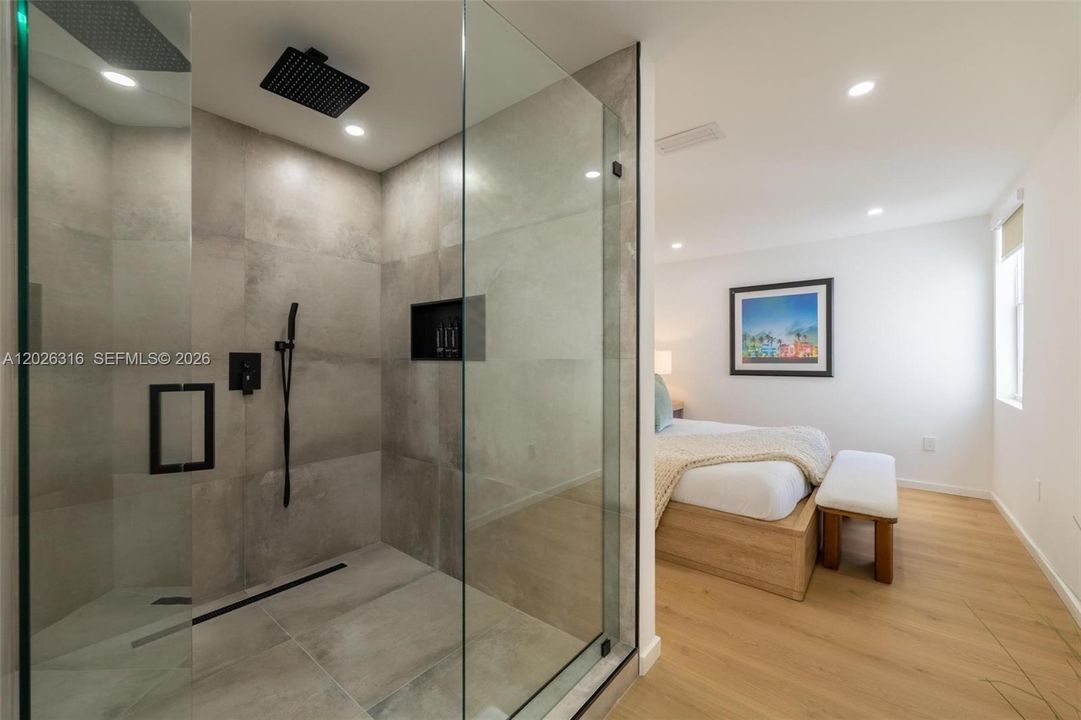 В аренду: $8,500 (3 спален, 4 ванн, 3469 Квадратных фут)