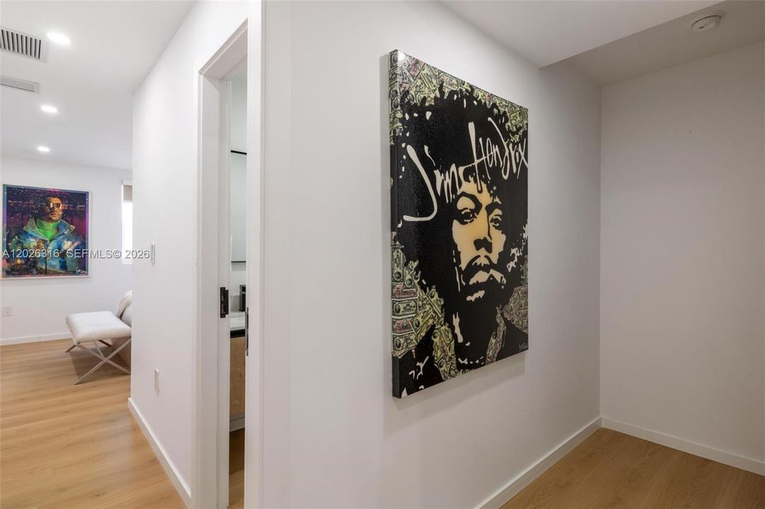 В аренду: $8,500 (3 спален, 4 ванн, 3469 Квадратных фут)