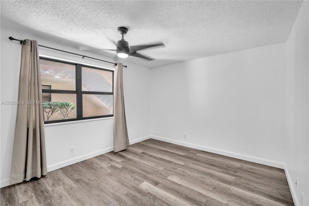 For Rent: $2,950 (2 beds, 2 baths, 1238 Square Feet)
