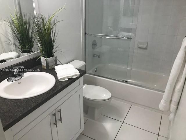 For Rent: $2,897 (3 beds, 2 baths, 1162 Square Feet)