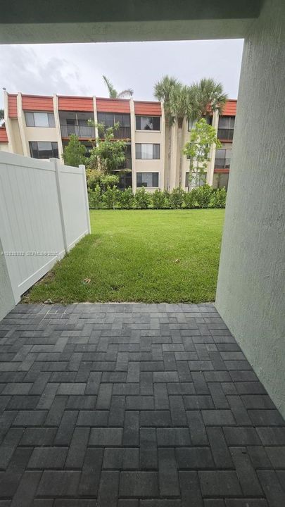 En Renta: $2,950 (3 camas, 2 baños, 1690 Pies cuadrados)