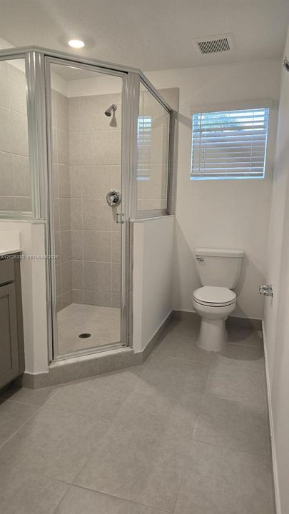 En Renta: $2,950 (3 camas, 2 baños, 1690 Pies cuadrados)