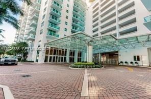 For Sale: $390,000 (1 beds, 1 baths, 757 Square Feet)