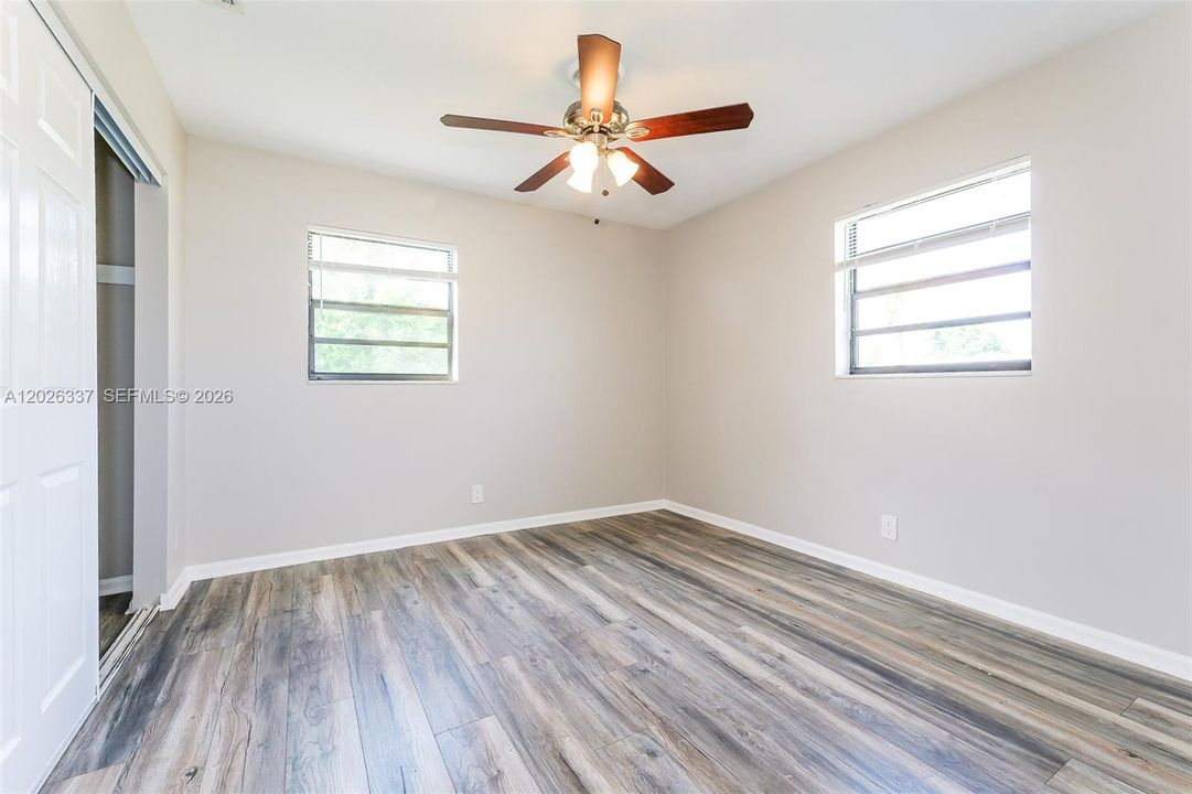 For Rent: $3,100 (4 beds, 2 baths, 1981 Square Feet)