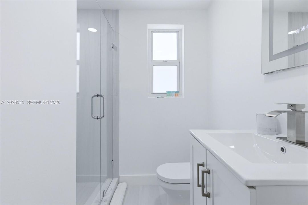 En Renta: $26,000 (4 camas, 4 baños, 2669 Pies cuadrados)