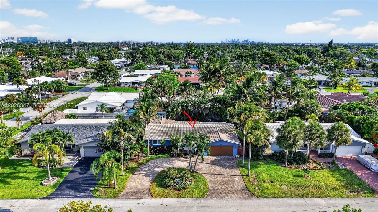 For Sale: $625,000 (2 beds, 2 baths, 1547 Square Feet)