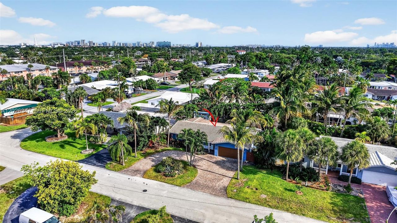 For Sale: $625,000 (2 beds, 2 baths, 1547 Square Feet)