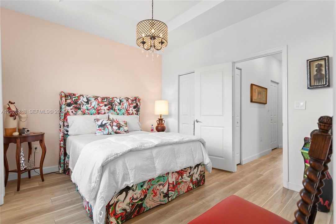 For Sale: $509,000 (3 beds, 3 baths, 1328 Square Feet)