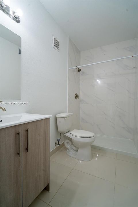 For Sale: $470,000 (5 beds, 4 baths, 1902 Square Feet)