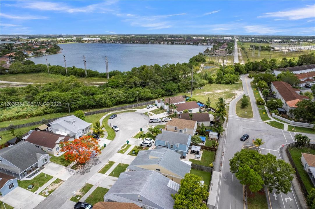 Active With Contract: $549,999 (3 beds, 2 baths, 1479 Square Feet)