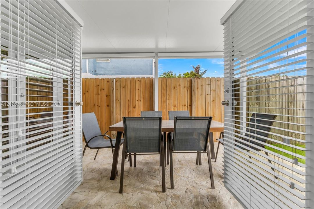 Active With Contract: $549,999 (3 beds, 2 baths, 1479 Square Feet)