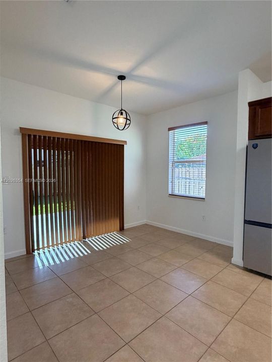 В аренду: $3,495 (4 спален, 3 ванн, 2171 Квадратных фут)