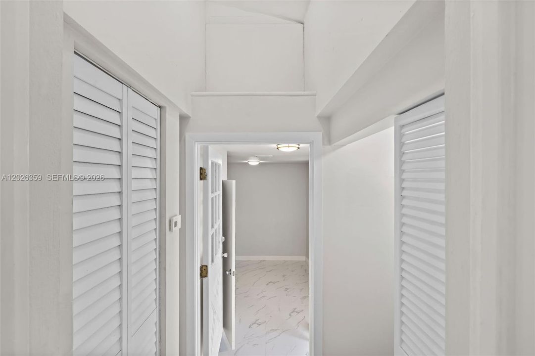 For Sale: $725,000 (3 beds, 2 baths, 1068 Square Feet)