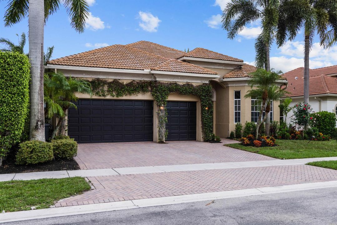 9875 Palma Vista Way-2