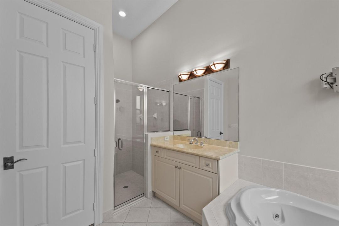 9875 Palma Vista Way-17