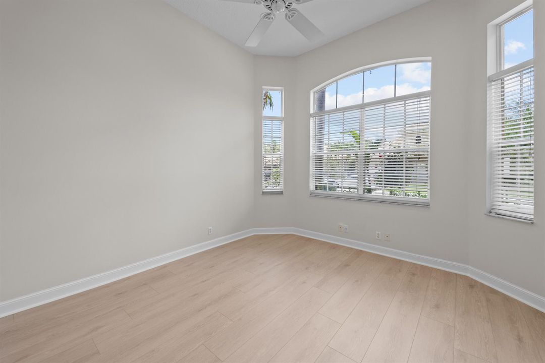 9875 Palma Vista Way-28