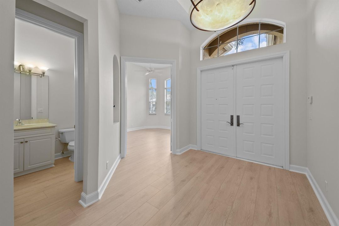 9875 Palma Vista Way-27