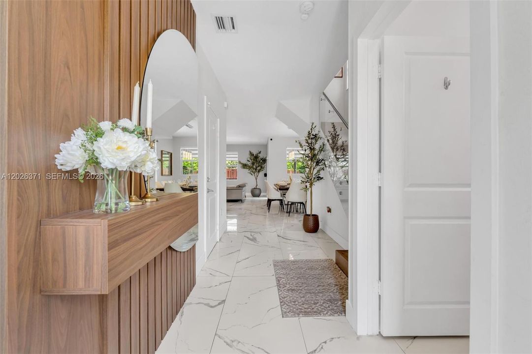 For Rent: $4,750 (3 beds, 2 baths, 1624 Square Feet)