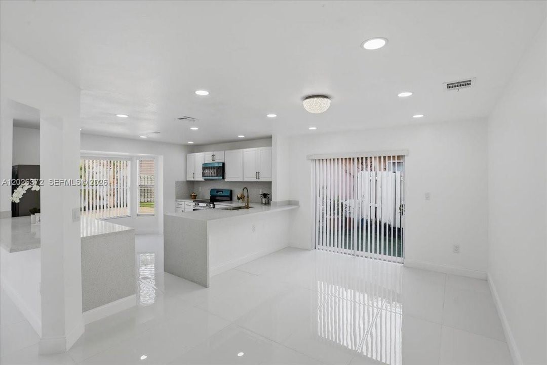For Sale: $699,000 (4 beds, 2 baths, 1847 Square Feet)