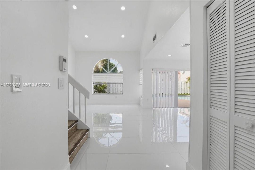 For Sale: $699,000 (4 beds, 2 baths, 1847 Square Feet)