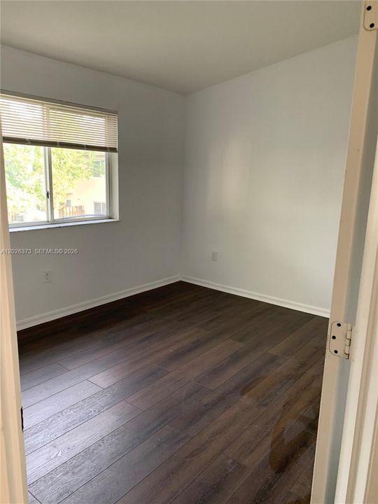 For Rent: $1,750 (2 beds, 2 baths, 815 Square Feet)