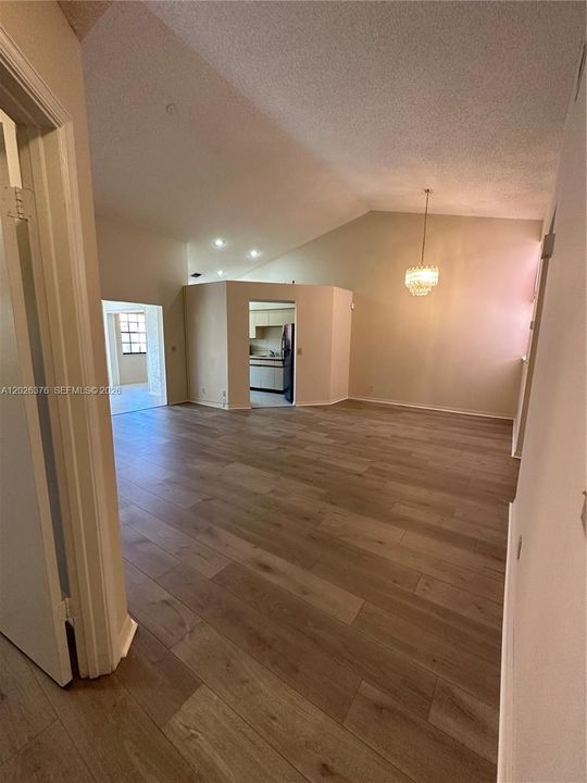 For Rent: $3,350 (3 beds, 2 baths, 1438 Square Feet)