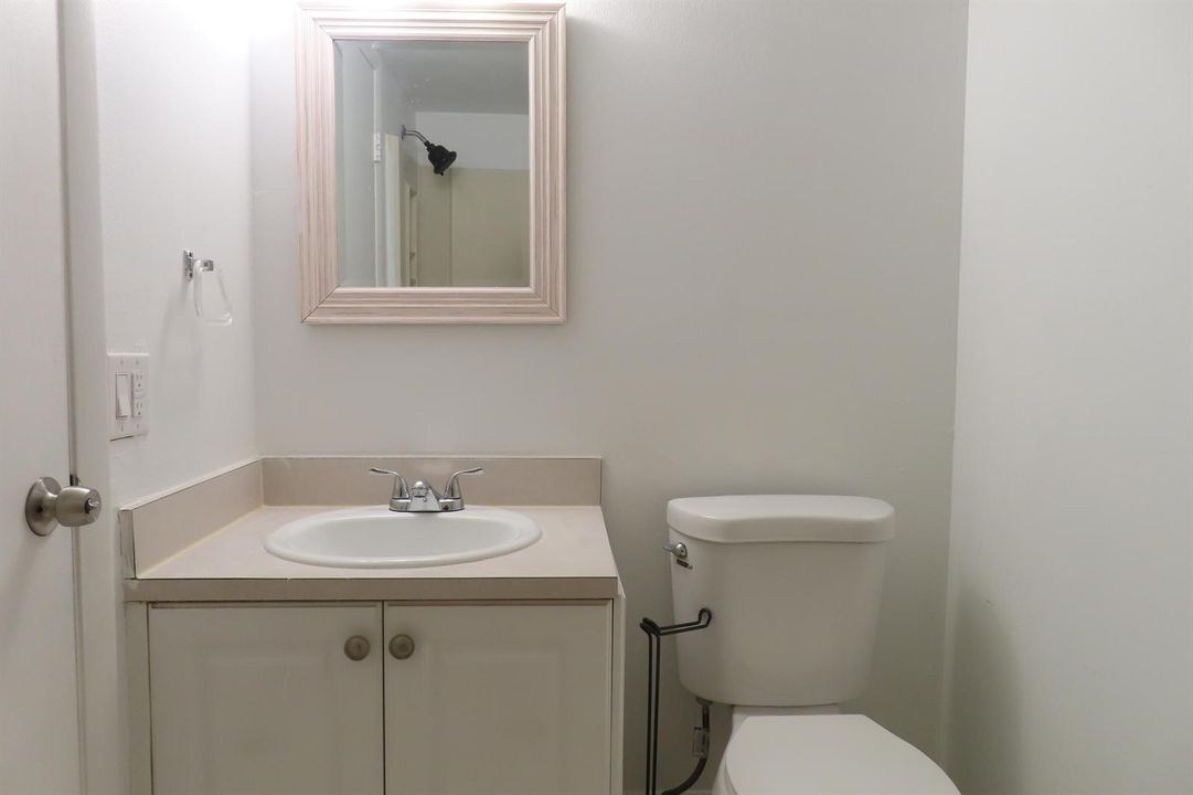 BathroomM 1a