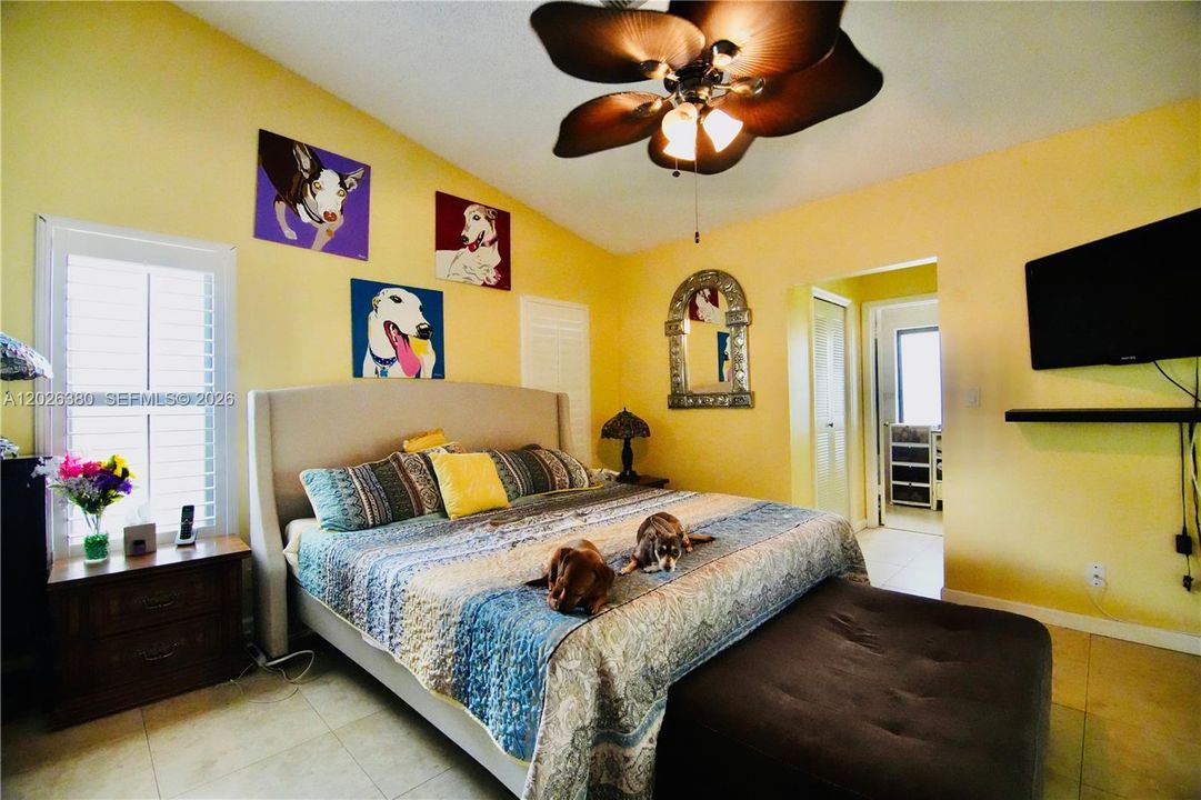For Sale: $700,000 (3 beds, 2 baths, 2118 Square Feet)