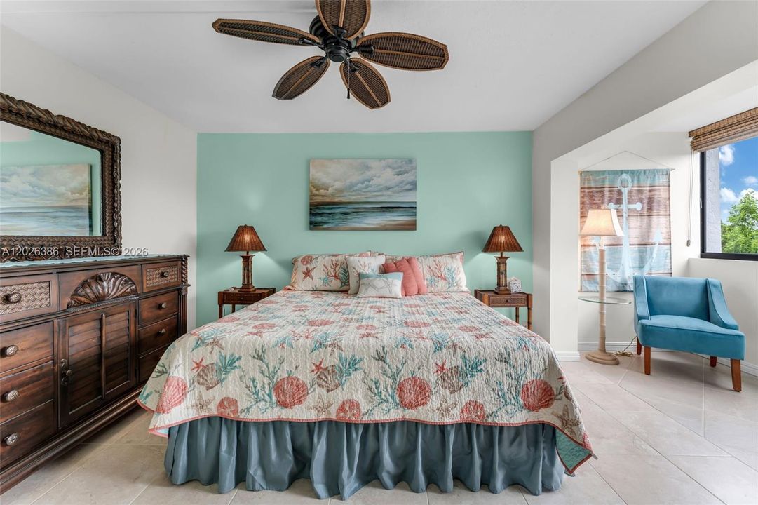 For Rent: $2,850 (2 beds, 1 baths, 981 Square Feet)