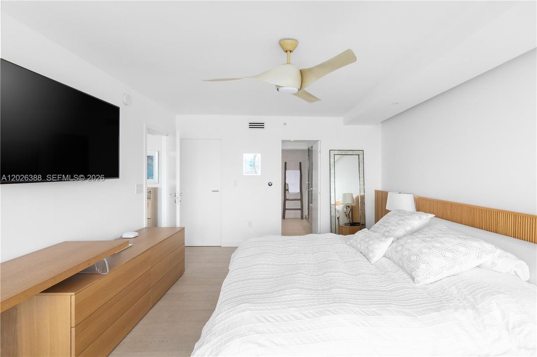 Activo con contrato: $2,995,000 (3 camas, 3 baños, 1900 Pies cuadrados)