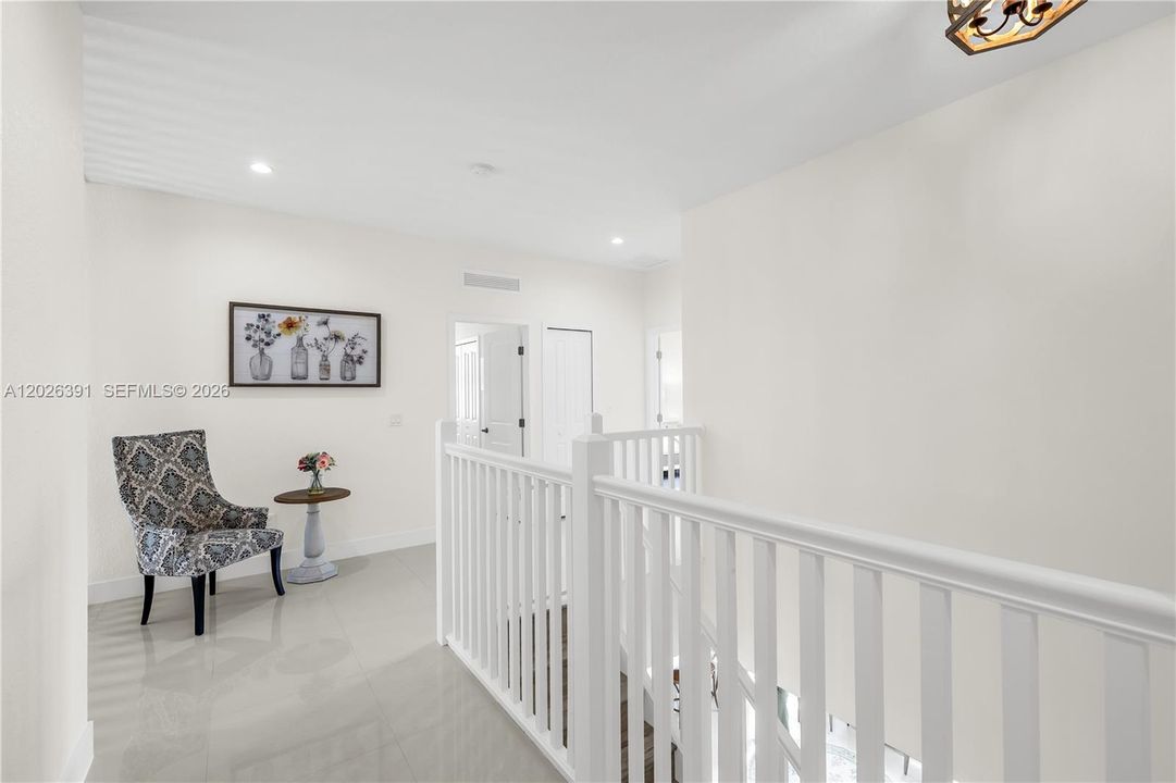 For Sale: $1,195,000 (5 beds, 4 baths, 2806 Square Feet)