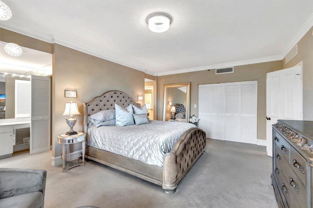 King Size Bed