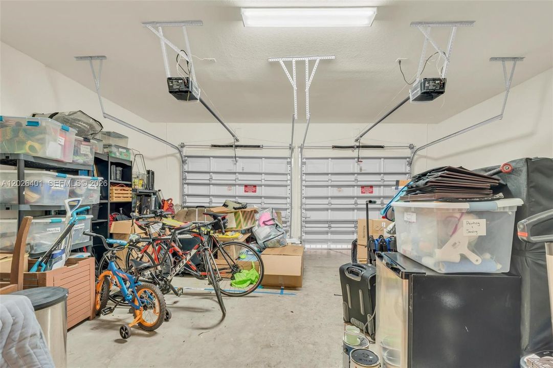 For Rent: $2,950 (3 beds, 2 baths, 2031 Square Feet)