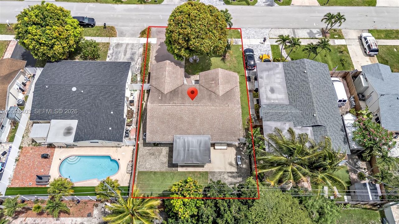 For Sale: $560,000 (3 beds, 2 baths, 1480 Square Feet)