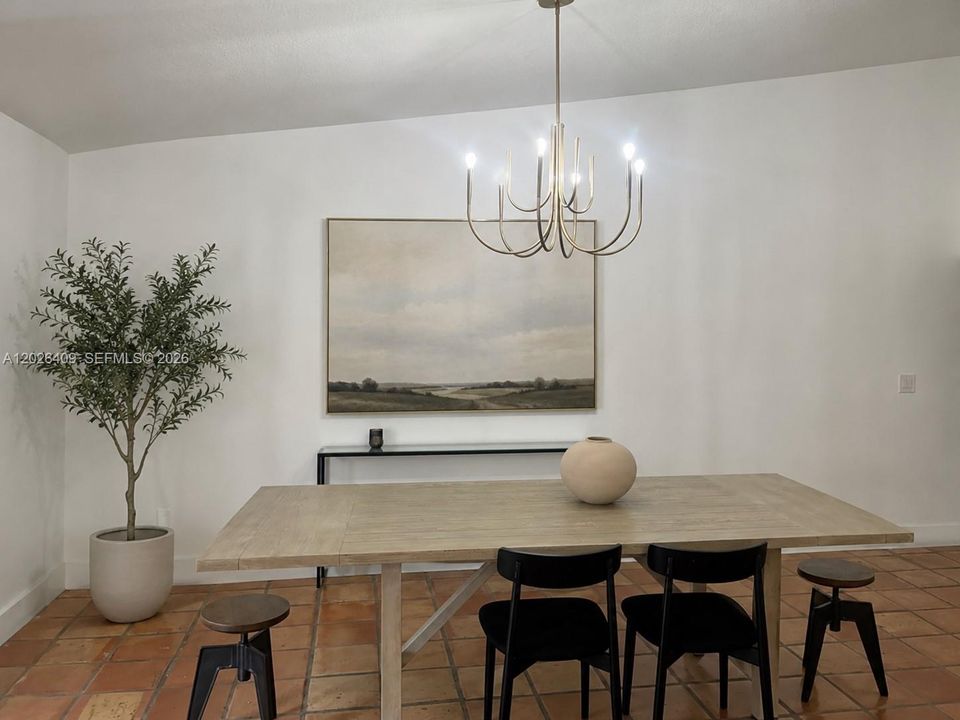 En Renta: $4,300 (3 camas, 2 baños, 1942 Pies cuadrados)