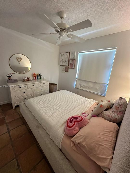 En Renta: $4,300 (3 camas, 2 baños, 1942 Pies cuadrados)