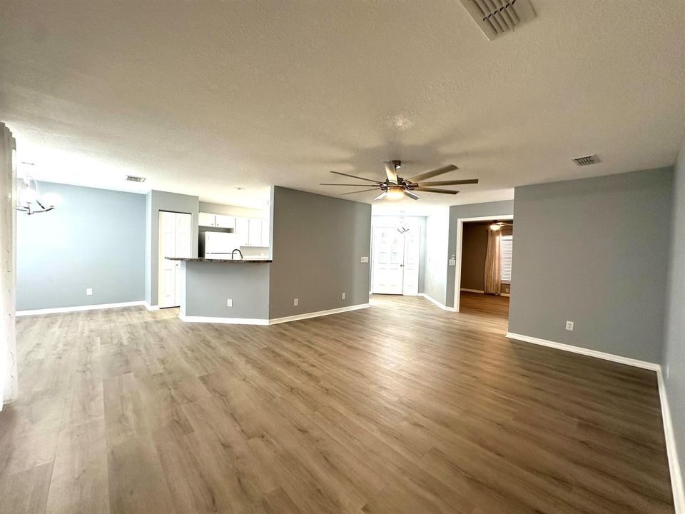 SPACIOUS HOME PERFECT FOR ENTERTAINING