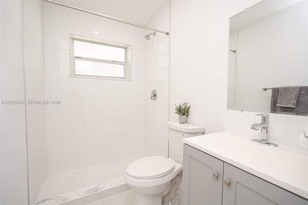 For Sale: $749,000 (4 beds, 3 baths, 2772 Square Feet)