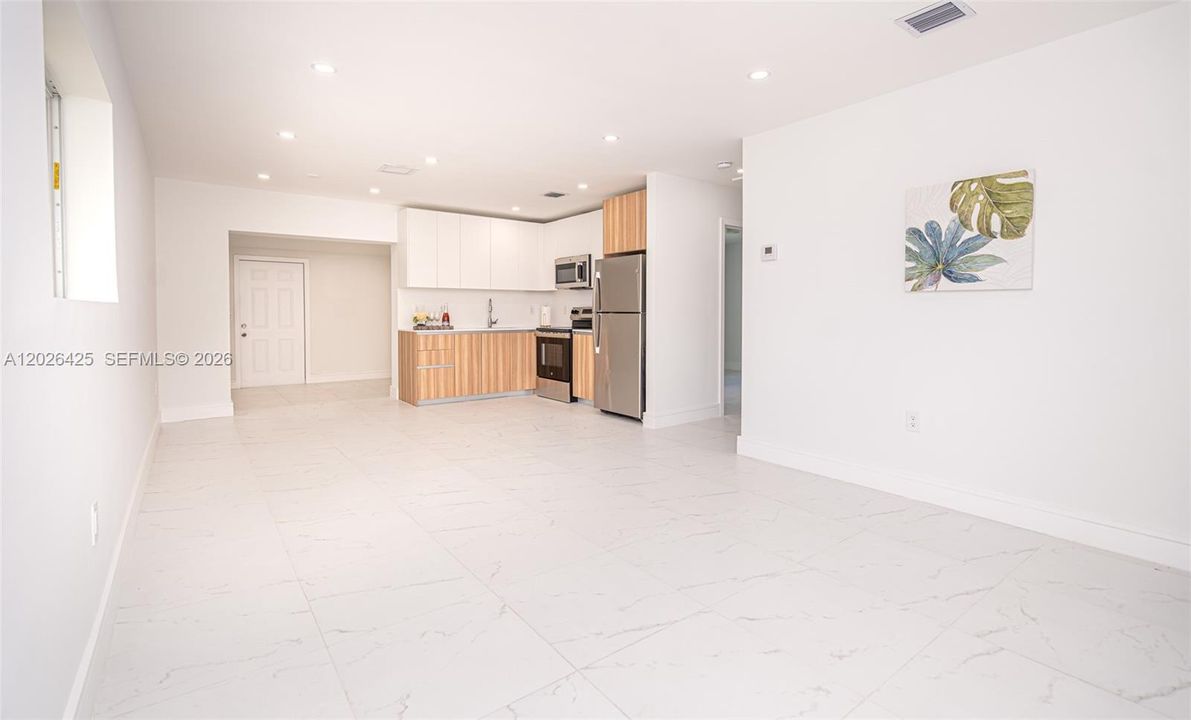 For Sale: $749,000 (4 beds, 3 baths, 2772 Square Feet)