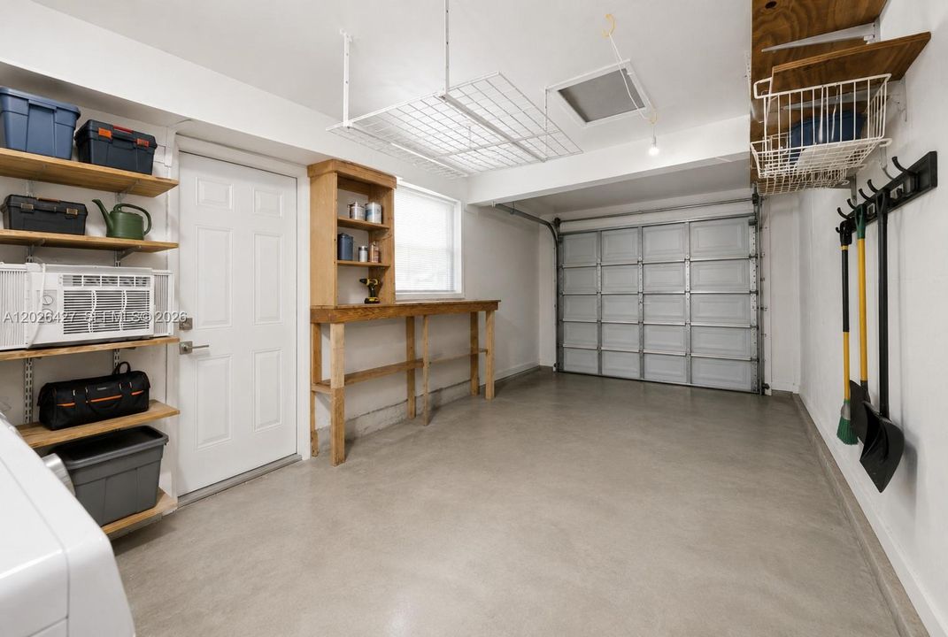 Недавно продано: $680,000 (3 спален, 2 ванн, 1694 Квадратных фут)