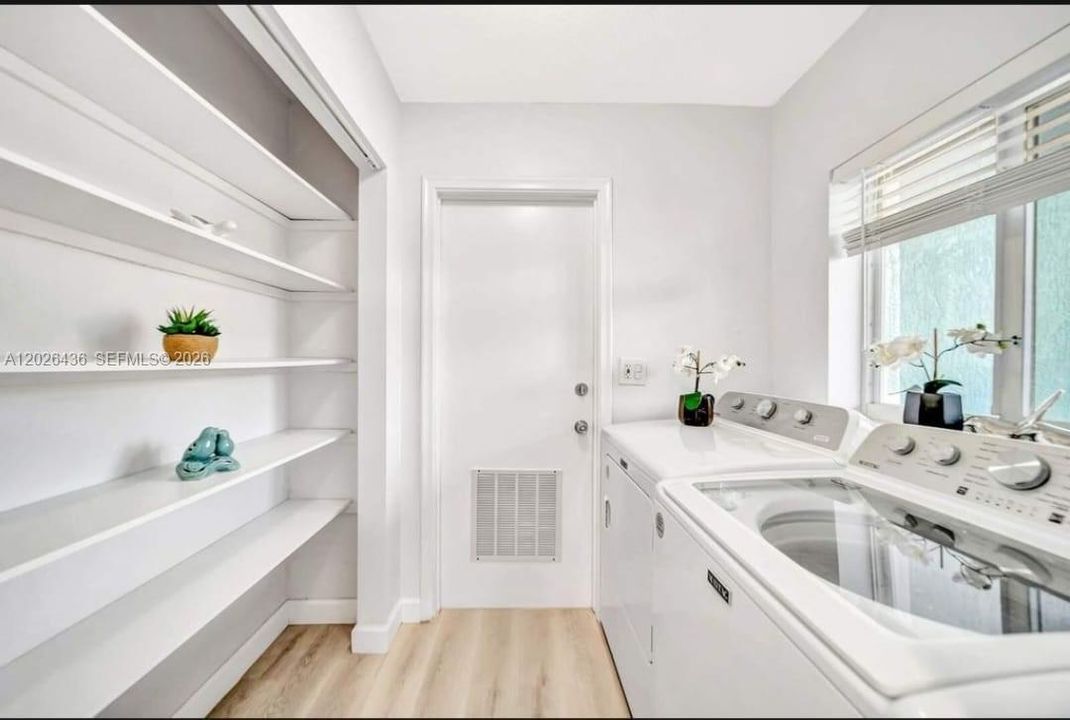 В аренду: $3,500 (3 спален, 2 ванн, 1610 Квадратных фут)