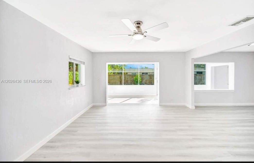 В аренду: $3,500 (3 спален, 2 ванн, 1610 Квадратных фут)