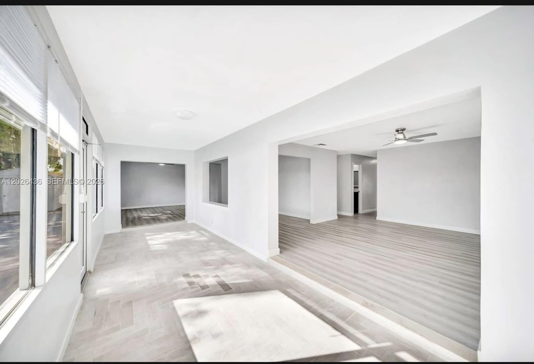 В аренду: $3,500 (3 спален, 2 ванн, 1610 Квадратных фут)