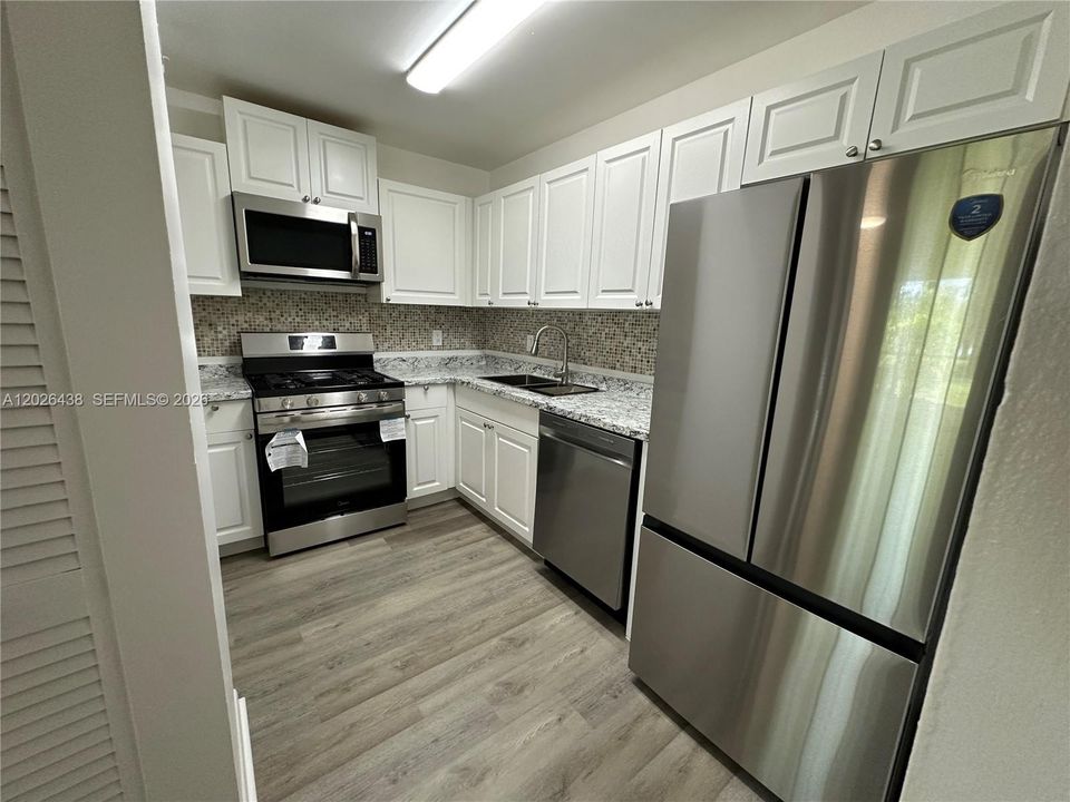 Activo con contrato: $229,900 (1 camas, 1 baños, 693 Pies cuadrados)