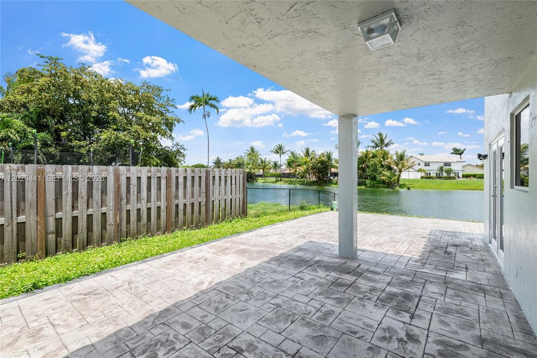 For Sale: $620,000 (3 beds, 2 baths, 1546 Square Feet)