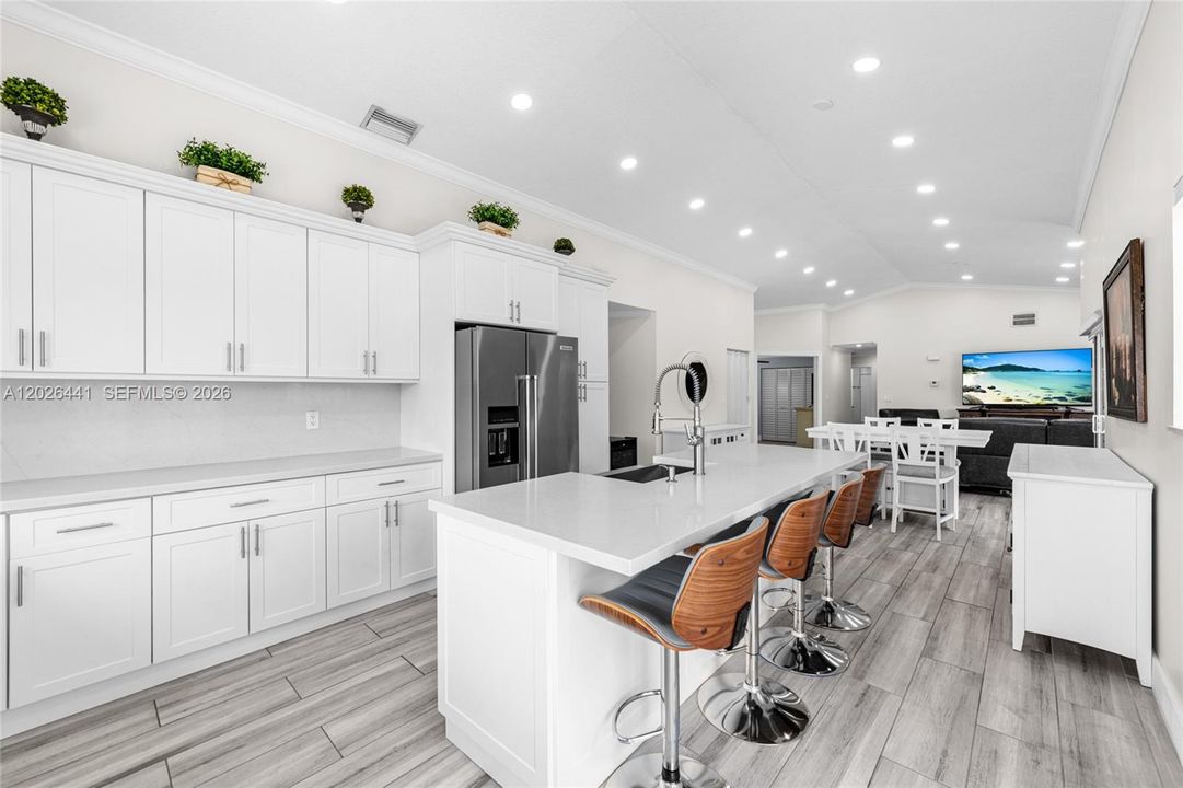 For Sale: $620,000 (3 beds, 2 baths, 1546 Square Feet)